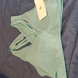 Fabletics sports bra